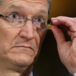 Apple CEO Tim Cook writes a heartfelt public note about his sexual orientation