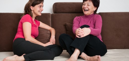 mother-in-law and daughter-in-law talking_New_Love_Times