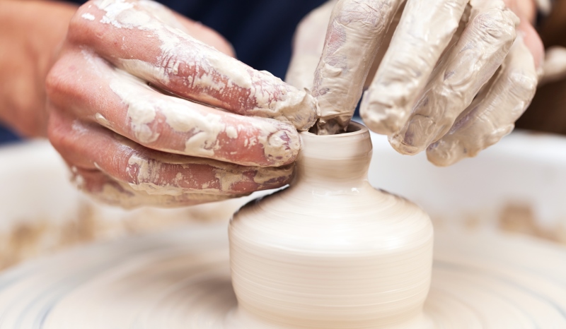 pottery making_New_Love_Times