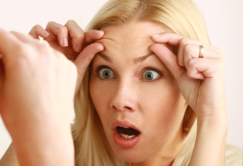 woman horrified about lines on forehead_New_Love_Times