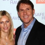 Best-selling romance author Nicholas Sparks separates from his wife of 25 years