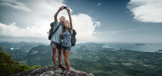 couple taking a selfie (4)