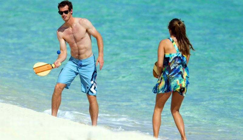 andy murray and kim sears during a holiday