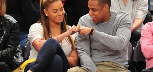 beyonce and jay z at a basketball game