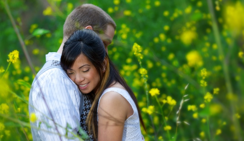 couple hugging