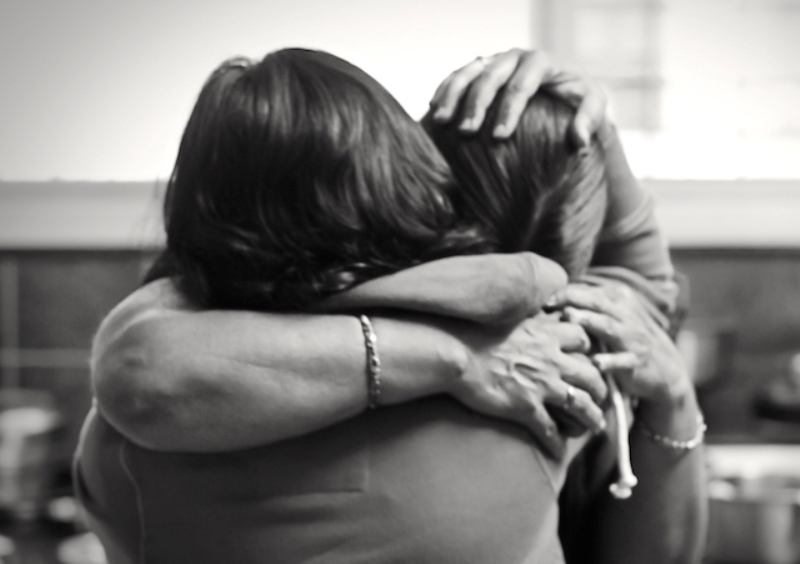 mom and daughter crying_New_Love_Times