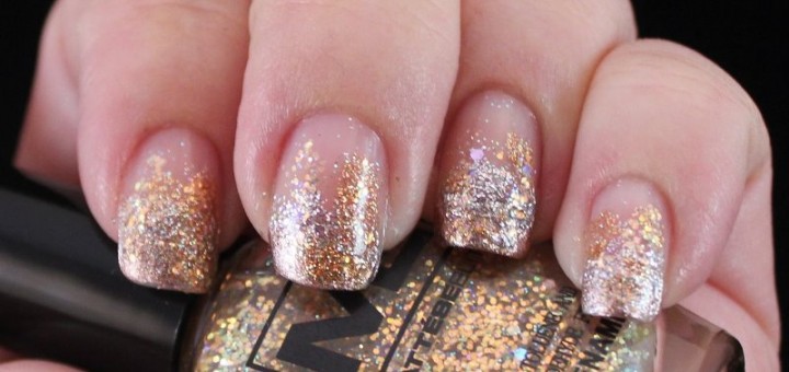 This is Tokyo Twinkle from Color Street! An Easy French Manicure you can DIY in