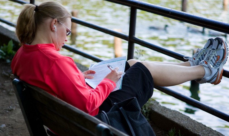 woman writing a letter_New_Love_Times