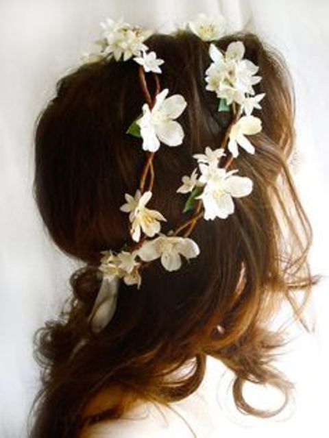 wavy hairstyle floral