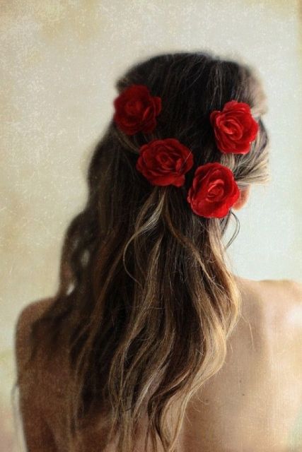  red rose hairstyle