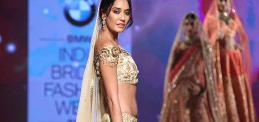 Lisa Haydon at India Bridal Fashion Week 2015