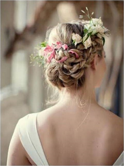 Braid buns with flowers 