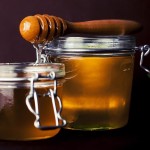 12 Super Beneficial And Easy Homemade Honey Face Mask Recipes