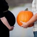30 Awesomely Cute Maternity Photo Shoot Ideas To Show Off That Baby Bump