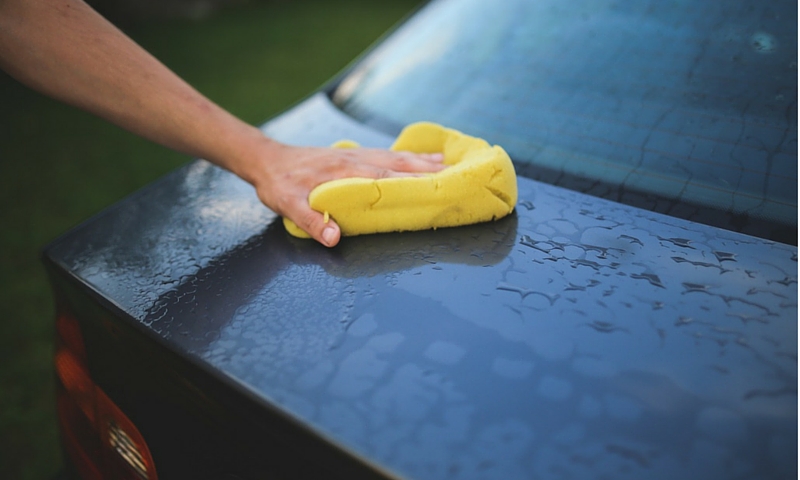 washing car