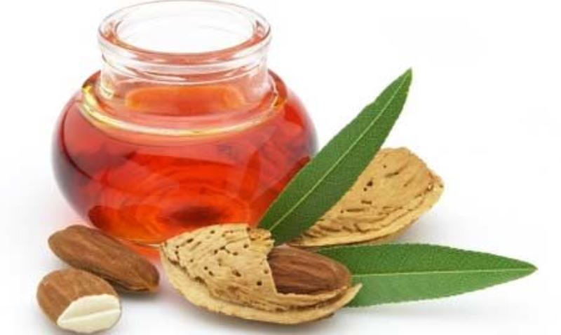 almond oil1