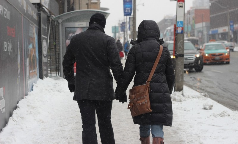 couple in winter_New_Love_Times