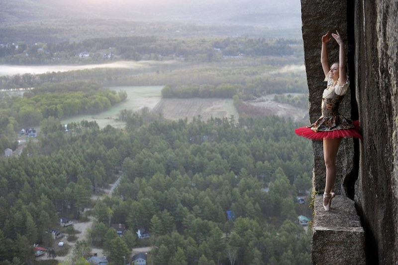 jay philbrick extreme cliff photo shoot_New_Love_Times