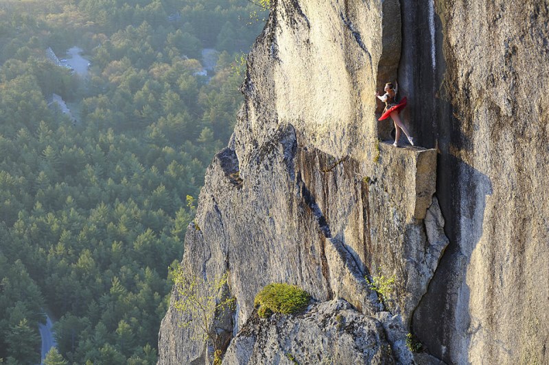 jay philbrick extreme cliff photo shoot_New_Love_Times