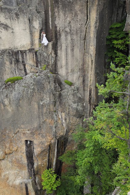 jay philbrick extreme cliff photo shoot_New_Love_Times