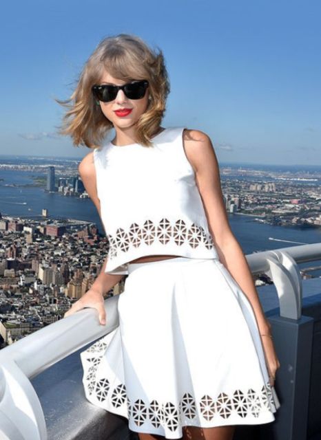 red carpet looks of taylor swift 2015_New_Love_Times