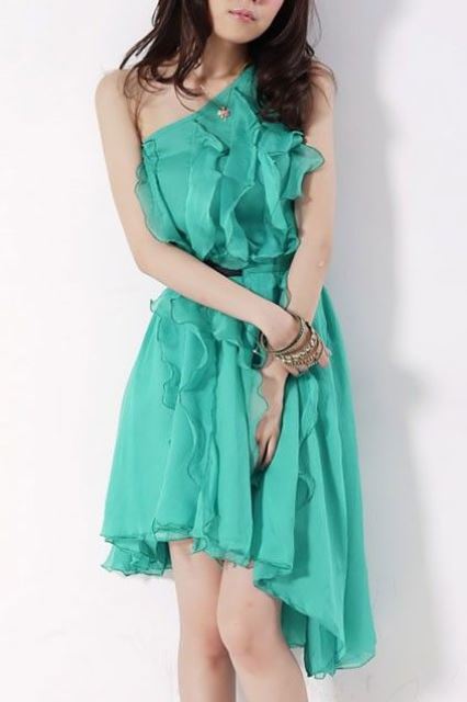 woman in a green dress_New_Love_Times