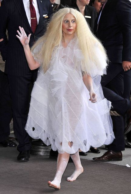 lady gaga outfits_New_Love_Times