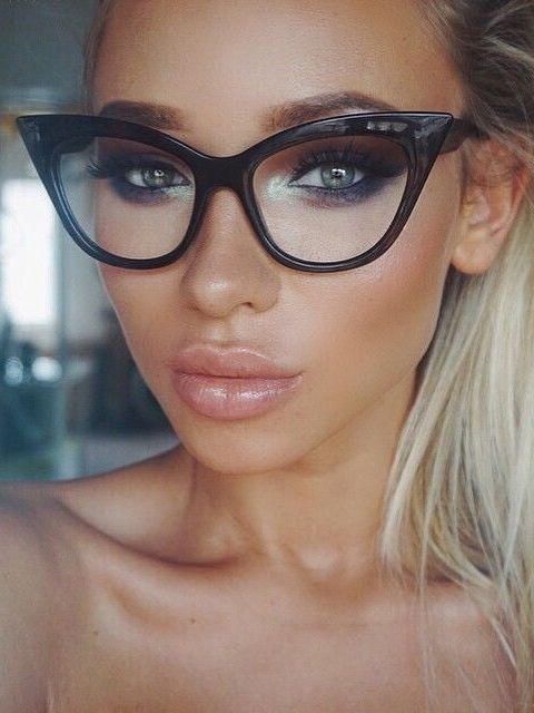 makeup with glasses_New_Love_Times