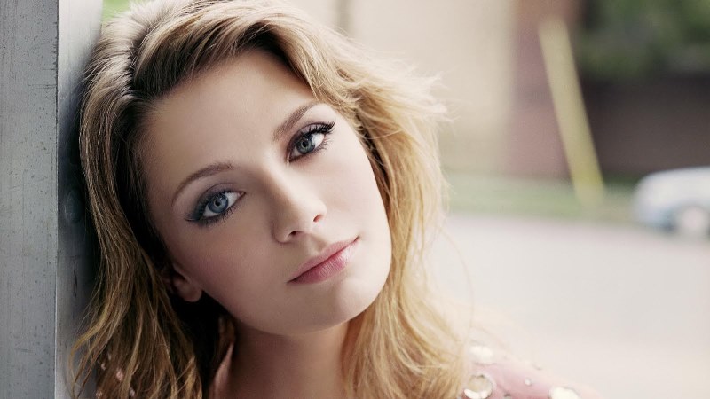 mischa barton_New_Love_Times