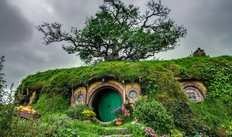 girls holiday hobbiton, new zealand_New_Love_Times