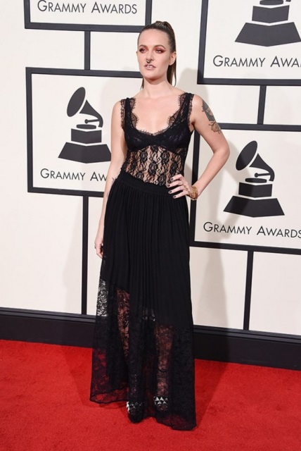 worst dressed at grammys 2016_New_Love_Times