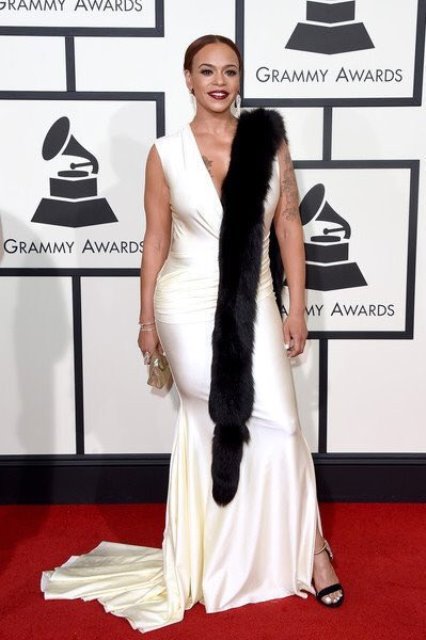 worst dressed at grammys 2016_New_Love_Times
