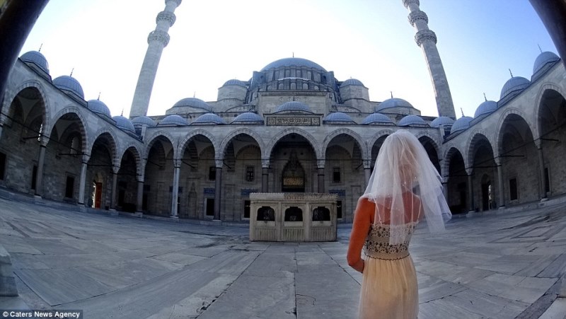 pavlina in front of sultan ahmed mosque, istanbul, turkey_New_Love_Times