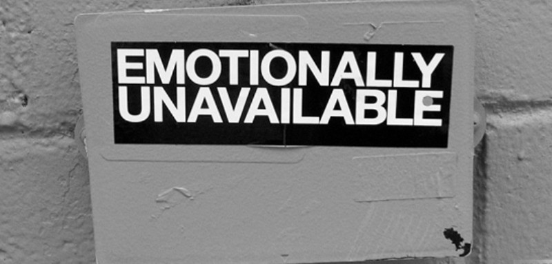 emotionally unavailable husband_New_Love_Times