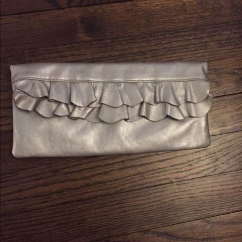 silver clutch purse_New_Love_Times