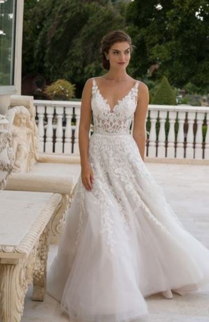 wedding dress shopping_New_Love_Times