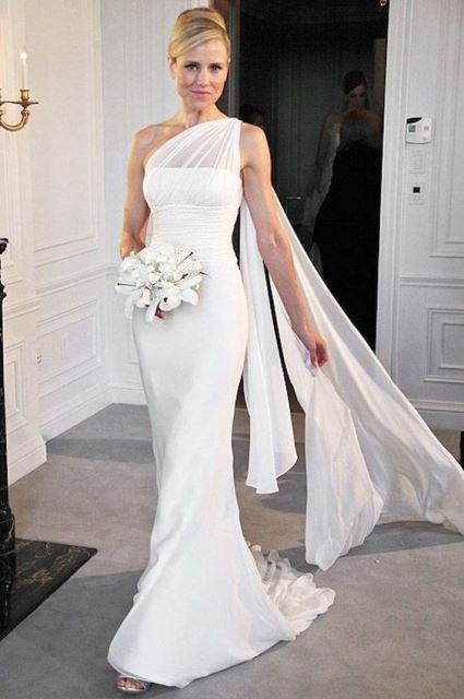 wedding dress shopping_New_Love_Times