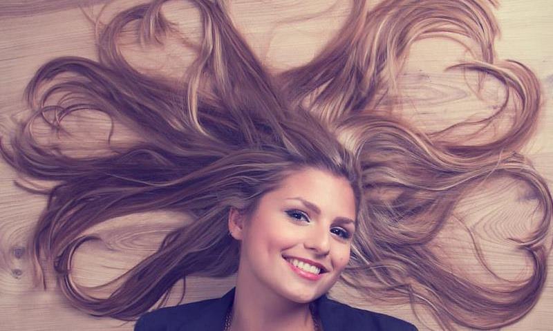 woman with beautiful hair_New_Love_Times