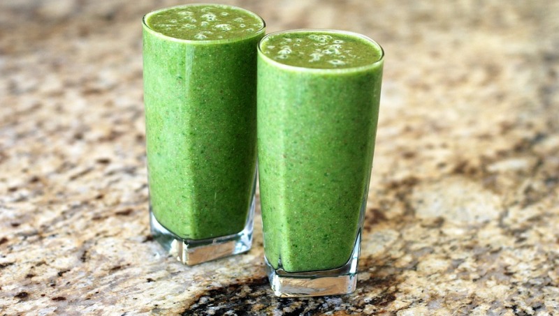 coriander juice green smoothie_new_love_times 