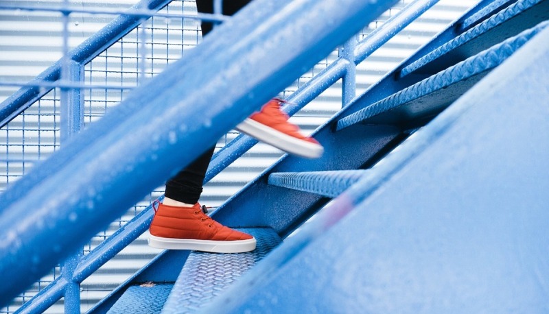 climbing stairs_new_love_times 