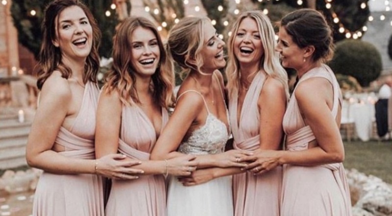 choosing a bridesmaid dress_New_Love_Times